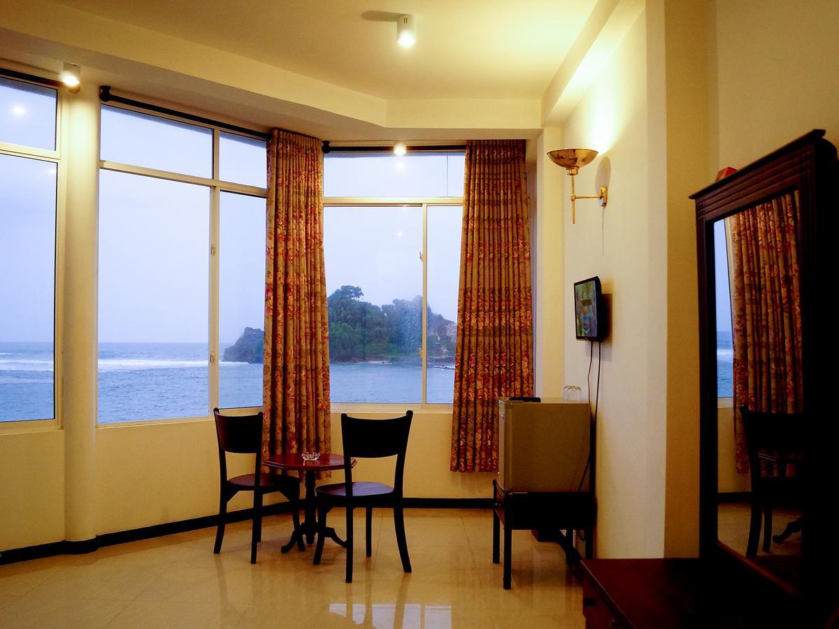 Sayurima Beach Hotel Ahangama Room photo